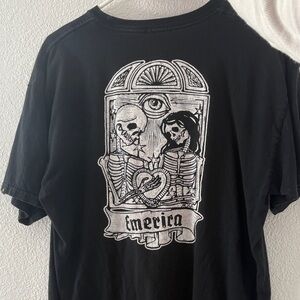Emerica classic rare Black Tee with back skull logo
